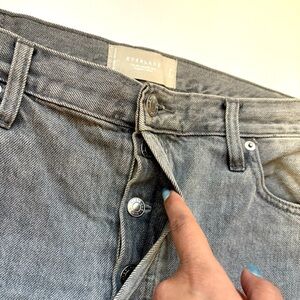 Everlane Women’s 90’s Cheeky Jeans, Cropped in Light Gray, Size 31